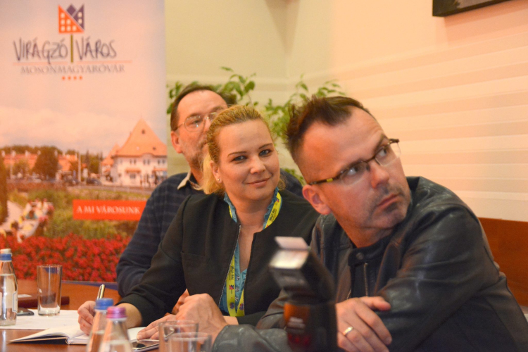 Sajtótájékoztató és Lakossági Fórum