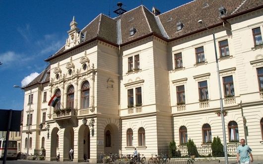 Pályázati felhívás