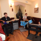 Slezák Csaba és együttese önálló estje 