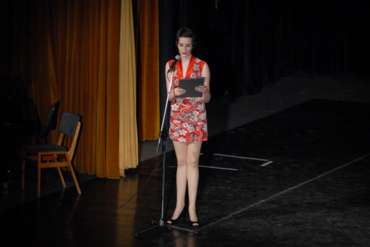 Újhelyi Imre Általános iskola Nyárcsalogató Gálaműsora