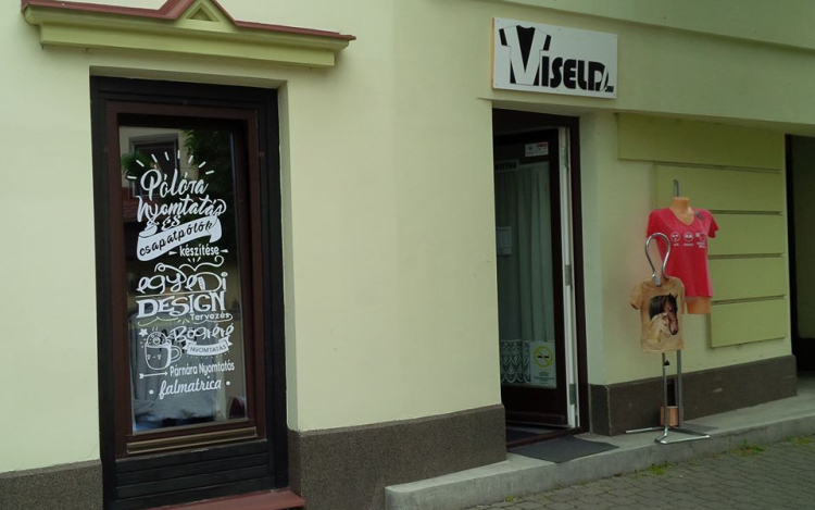 3D pólók a Viseld.hu-tól – Új címen Mosonmagyaróváron