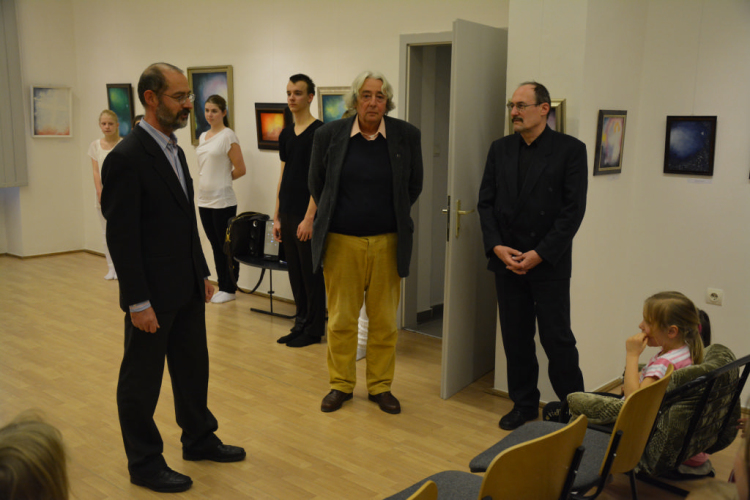 Lent és fent kiállítás megnyitó (Fotó: Nagy Mária)