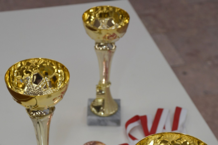 13. Tavaszköszöntő, jótékony süteménysütő verseny