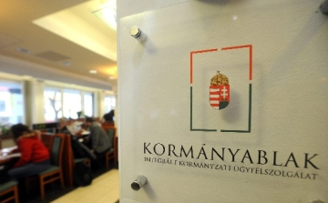 Rendkívüli nyitva tartás van a kormányablakokban és okmányirodákban a hétvégén