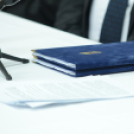 Mosonmagyaróvári sportcsarnok támogatói szerződésének aláírására