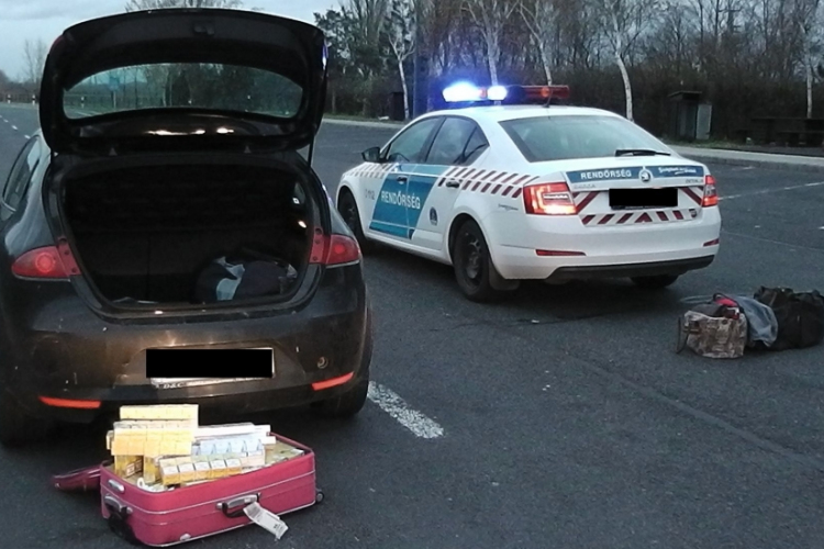 Csempészett cigaretta a körözött autóban