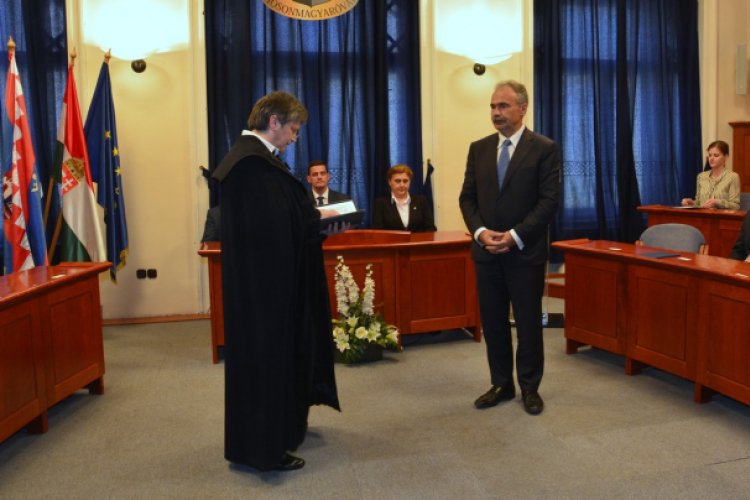 Dr. Nagy István országgyülési képviselő megbízólevelének átadása