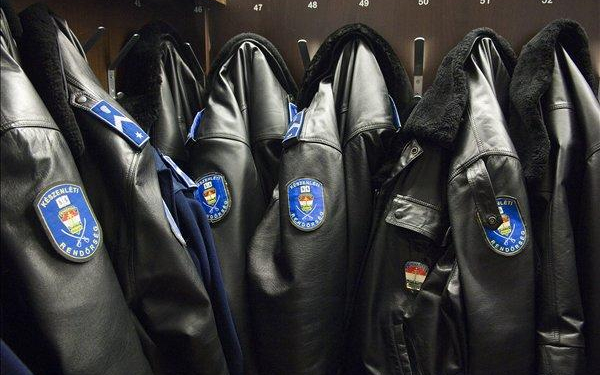 Vonatjegy a kabátzsebben