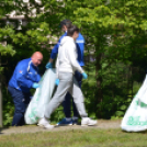 Az MKC SE és az MTE 1904 csapata is csatlakozott a Teszedd! önkéntes szemétszedő akciójához (Fotó: Bánhegyi István)