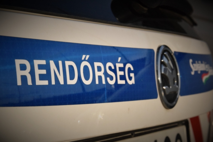 Több száz millió forint adót csalt el egy esztergomi számlagyáros