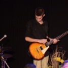  Broadway Show a Fehér Lóban