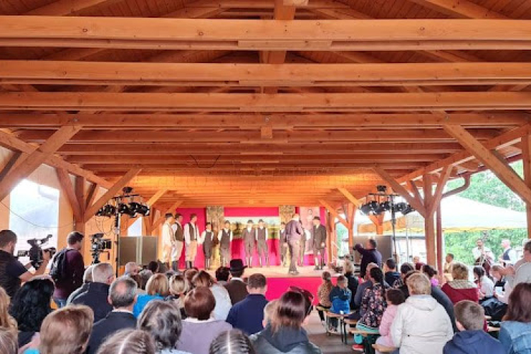 Bertóké napok Halászin