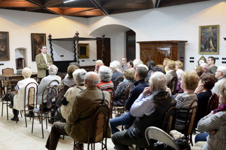 Újdonságok a magyar Szent Korona kora újkori történetéből