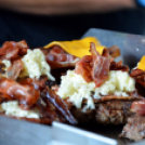 Hamburgerervő verseny az Englernél (Fotó: Patács Judit)