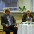 Reisinger Attila: Holtak ideje című könyvének bemutatója a Huszár Gál Városi Könyvtárban ( Fotó: Patács Judit )