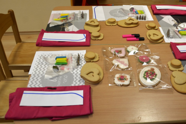 Sütemény díszítés a Pillangó Óvoda és Mini Bölcsődében 