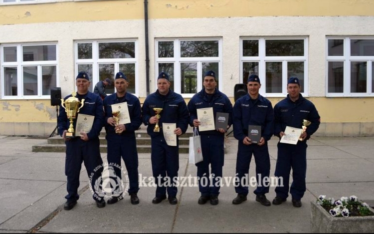 Idén a Mosonmagyaróvári Hivatásos Tűzoltó-parancsnokság képviselheti megyénket az országos versenyen
