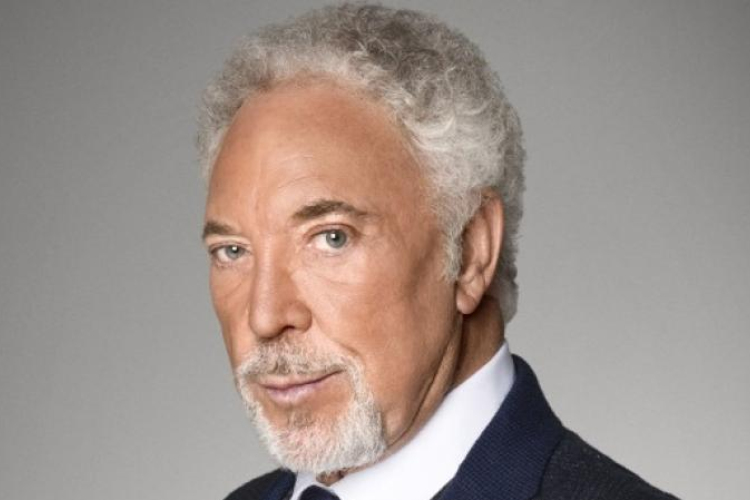 Tom Jones jövőre ismét fellép Magyarországon