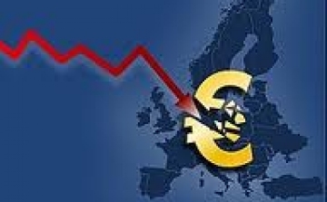 11 éves rekordmélységben az euró