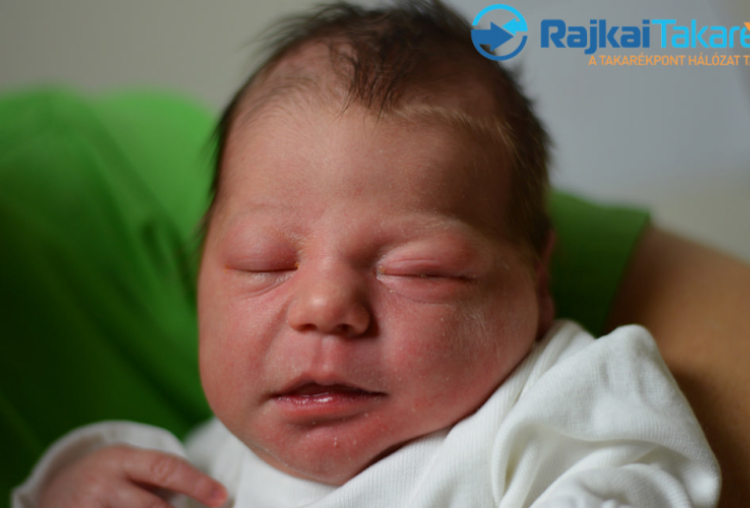 Takács Tia Kíra, 3140 gr. Mosonmagyaróvár