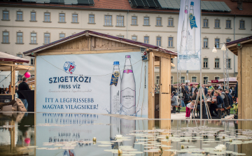 A világ legjobb vizei között a Szigetközi Friss Víz  „Panta Aqua the Water” terméke