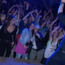 KOZMIX A HÁZBAN A FAHÁZBAN