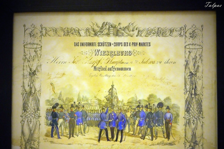 48-as kiállítás a Fehér Ló Közösségi Házban