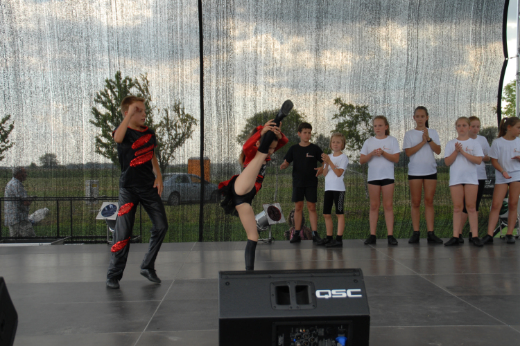 Hal és Kenyér fesztivál Lipót - Hungarocky Táncegyesület fellépése