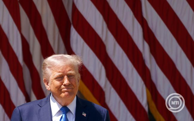 Fehér Ház: Donald Trump jó és produktív telefonbeszélgetést folytatott Volodimir Zelenszkijjel