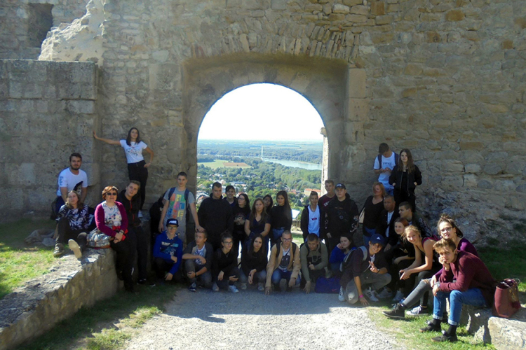 Magyar emlékek nyomában