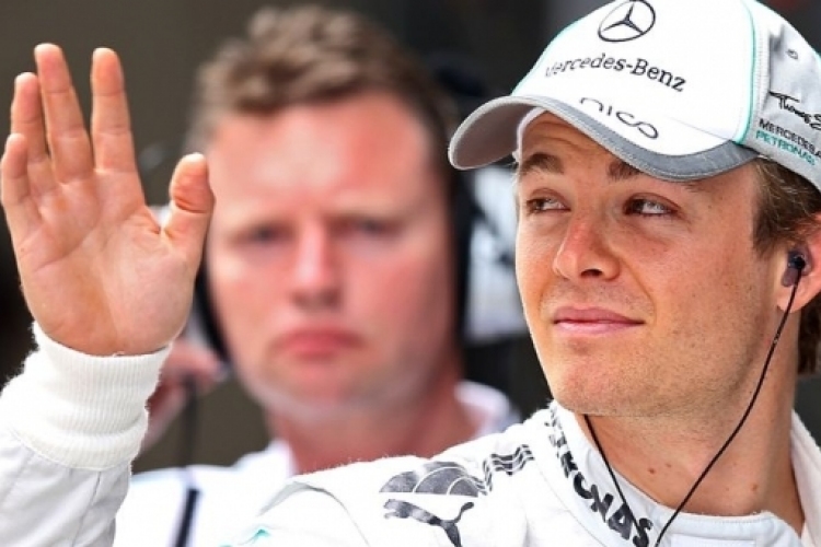 Brit Nagydíj - Rosberg nyert, Vettel kiesett