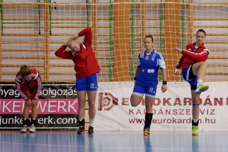 Női kézilabda NBI, Alapszakasz: 4. forduló MKC-SE – FTC-Rail Cargo Hungaria (22:35) (Fotó: Horváth Attila)
