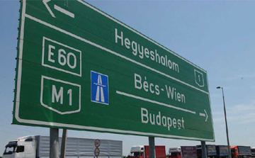 Lassan csökken a torlódás az M1-es autópályán