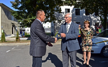 Autókat adott át Győr-Moson Sopron megye rendőrfőkapitánya