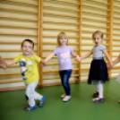 Gyereknap a Pillangó Óvodában és Mini Bölcsődében, a Kislaptáros zenekarral