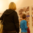 8 lépésben a világ körül - Családi délután a Rakovszky kiállításban (Fotó: Horváth Attila)