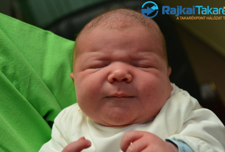 Máté Milán Martin, 3720 gr. Móvár