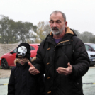 Kőrisfacsemetéket ültettek a diákok a Nolato Magyarország Kft telephelyén