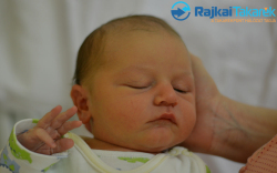 Kiss Ákos, 3920 gr. Móvár