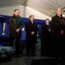 Szent György Lovagrend - száz méteres szentkalács osztása, adventi gyertya gyújtás (Fotó: Horváth Attila)