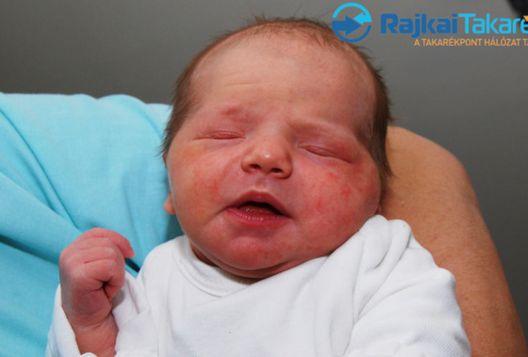 Lencsés Lenke, 3160 gr. Újrónafő