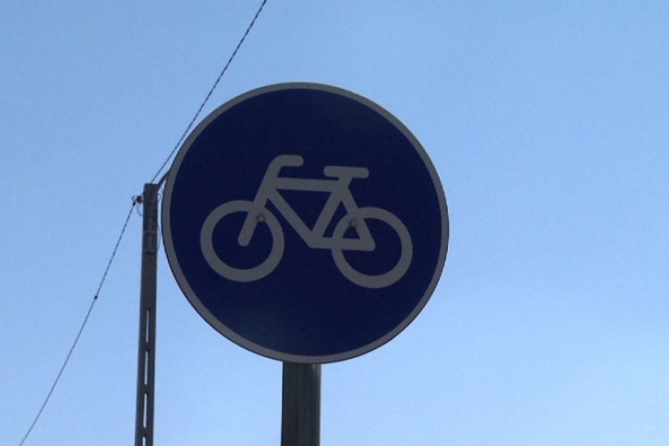 Pihenőhely kerékpárosoknak