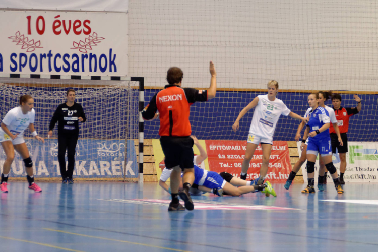 Női kézilabda NBI, Alapszakasz: 4. forduló MKC-SE – FTC-Rail Cargo Hungaria (22:35) (Fotó: Horváth Attila)