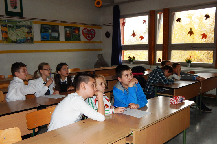 Interaktív történelmi vetélkedő az Ujhelyi Imre Általános Iskolában