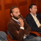 Kávéházi beszélgetések (Fotó: Nagy Mária)