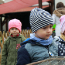 A Pillangó Óvoda és Mini Bölcsöde közös húsvétolása a Mosonmagyaróvári Mentőszolgálat gyermekeivel