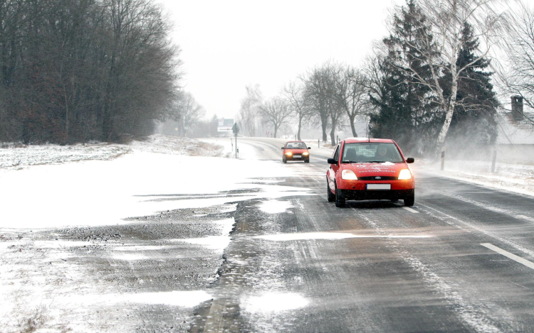 Jegesedés miatt terelés a 82. számú főúton