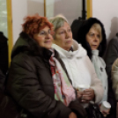 Szent György Lovagrend - száz méteres szentkalács osztása, adventi gyertya gyújtás (Fotó: Horváth Attila)