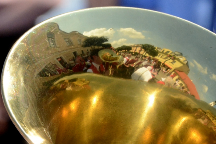 „Béke – barátság” felvonulás (Fotó: Bánhegyi István)