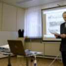 Előadás és kamara kiállítás az 1848/49 forradalomra emlékezve a Huszár Gál Városi Könyvtárban